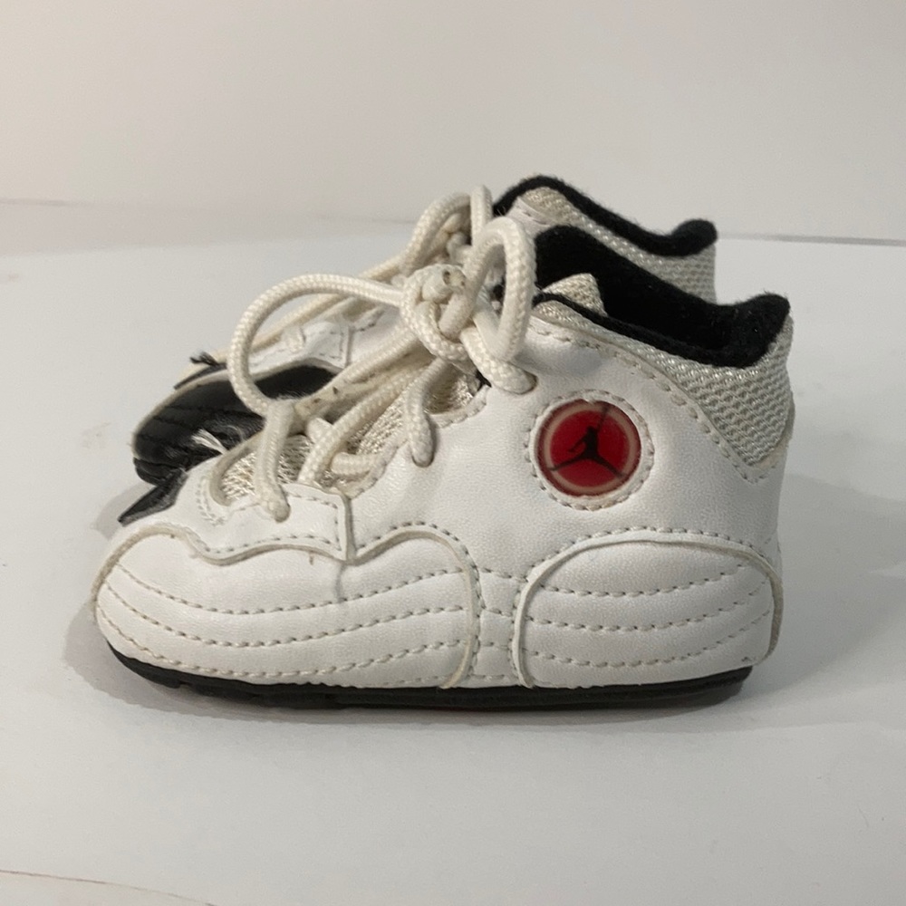 COPY - Air JORDAN team 1 black/white infant shoe